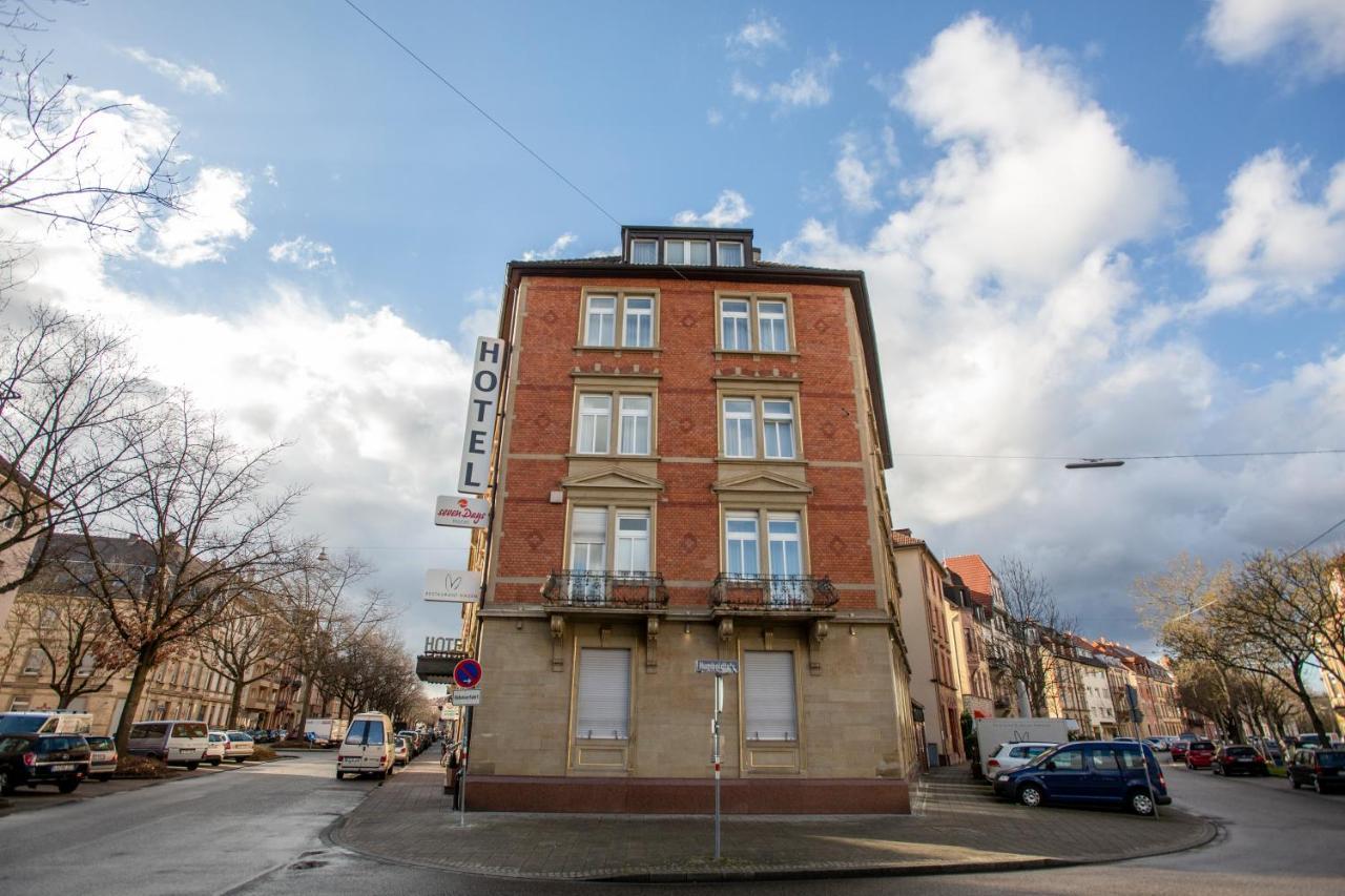 Sevendays Hotel Карлсруе Екстериор снимка